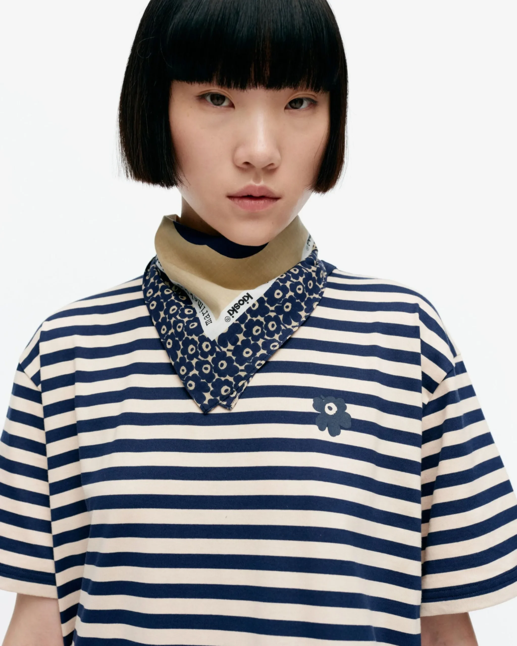 Asusteet Marimekko Astrilli Unikko Huivi