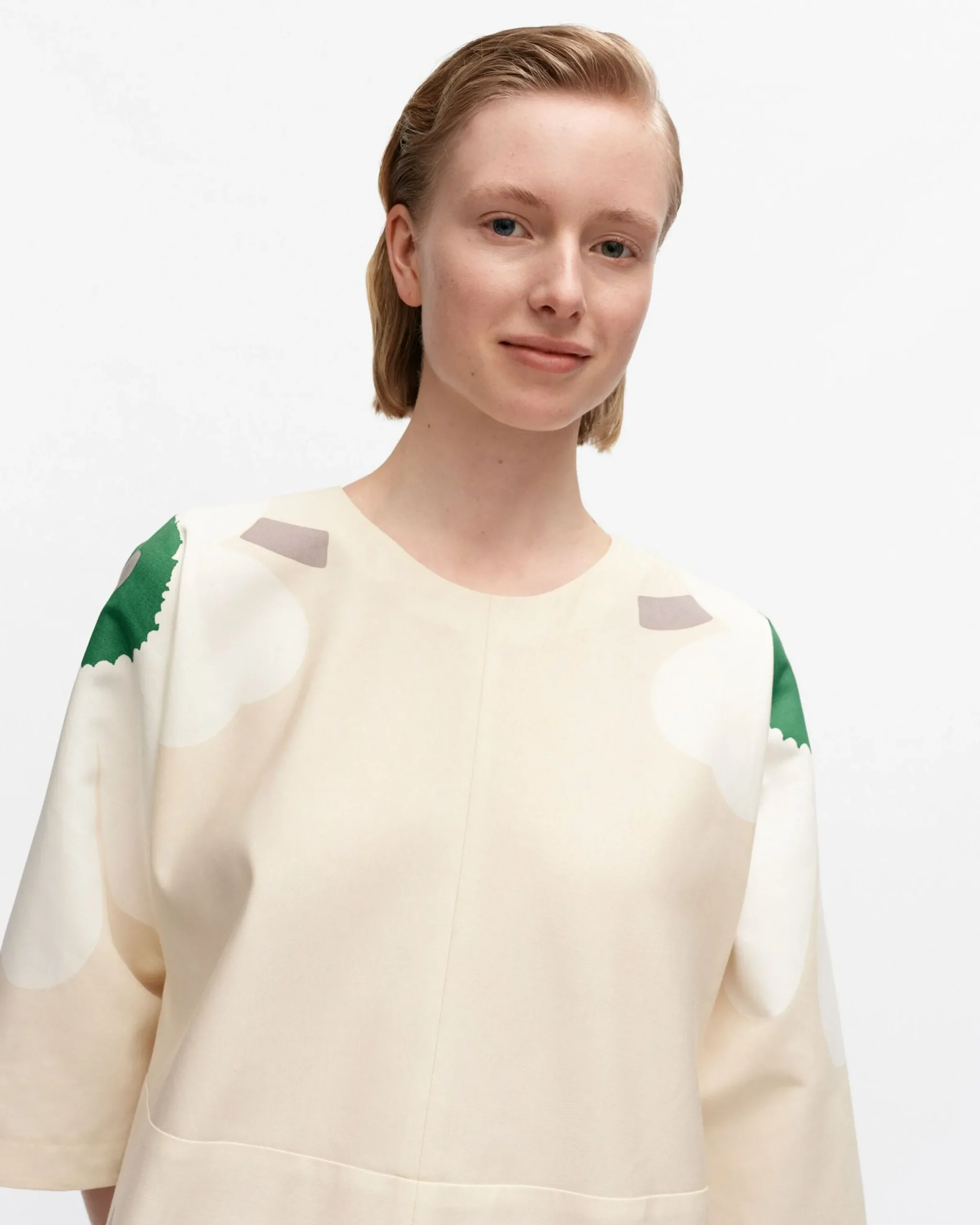 Vaatteet Marimekko Kaiku Heijastus Unikko Puuvillapellavamekko