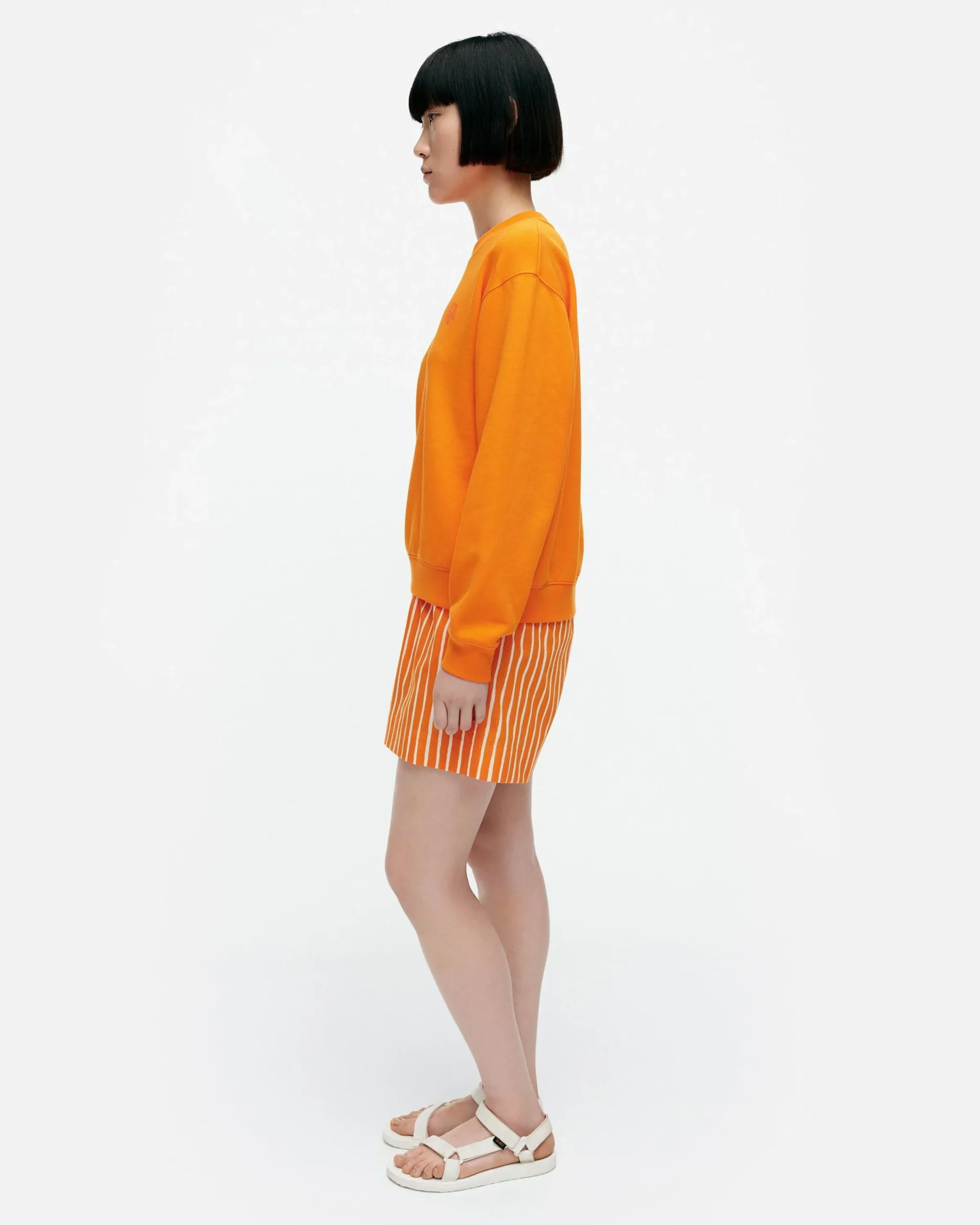 Vaatteet Marimekko Kioski Leiot Unikko Placement Collegepaita