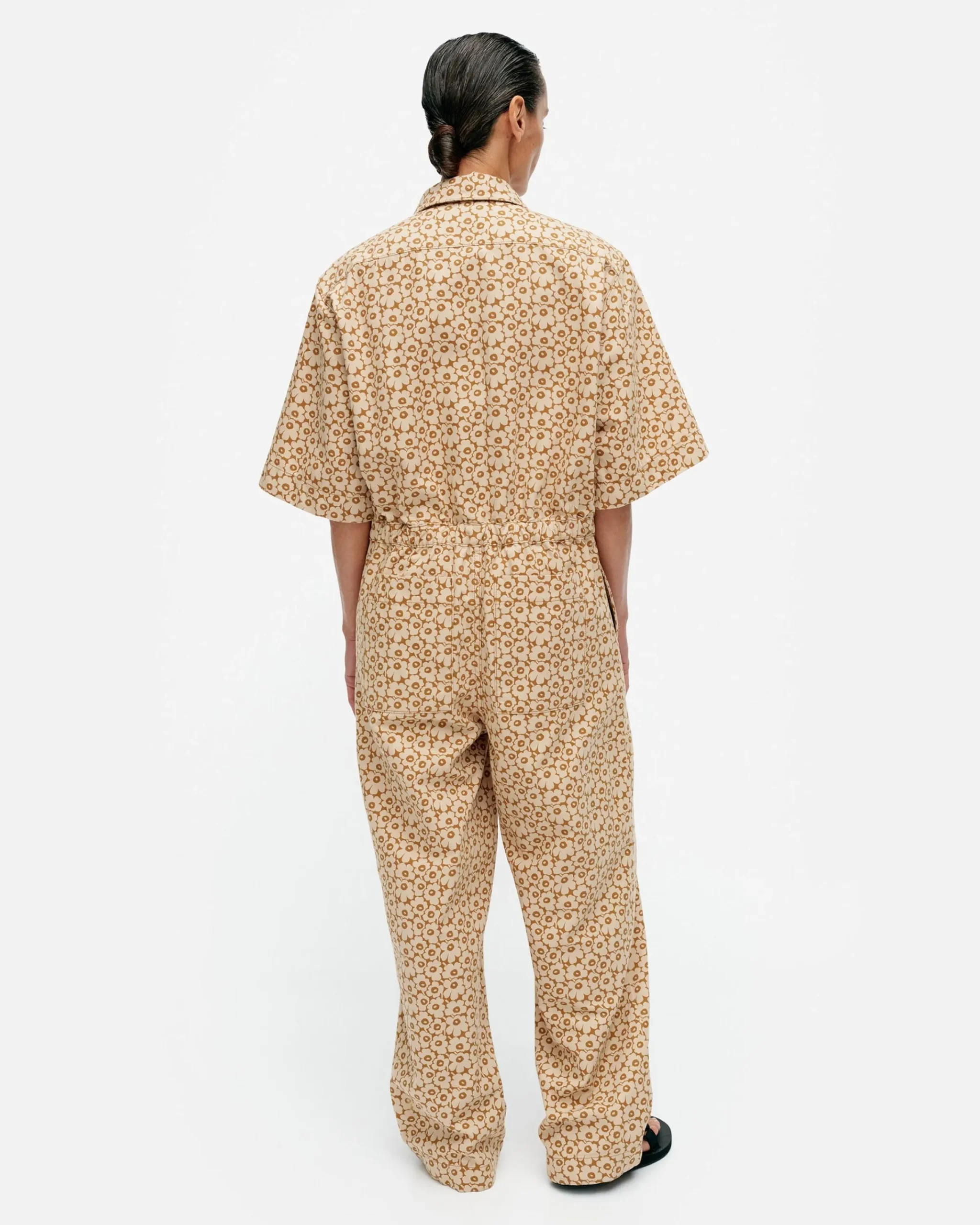 Vaatteet Marimekko Kukkein Unikko Puuvillahaalari